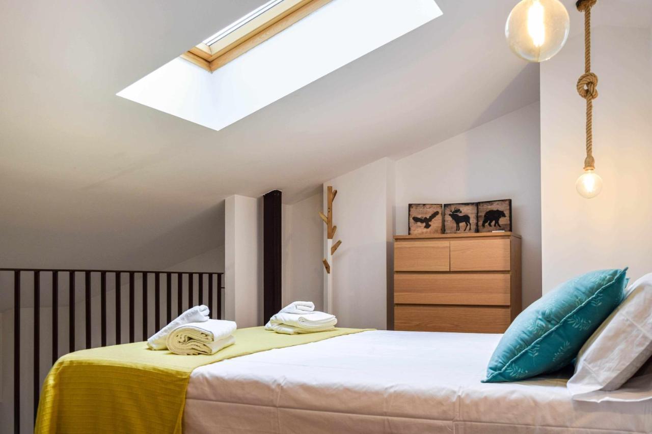 Loft Besalu Alojamiento Centrico Y Acogedor Ngoại thất bức ảnh