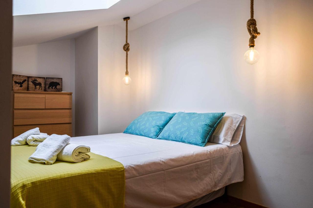 Loft Besalu Alojamiento Centrico Y Acogedor Ngoại thất bức ảnh