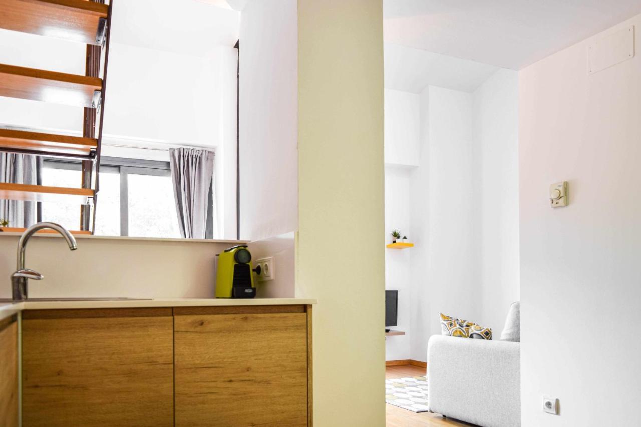 Loft Besalu Alojamiento Centrico Y Acogedor Ngoại thất bức ảnh